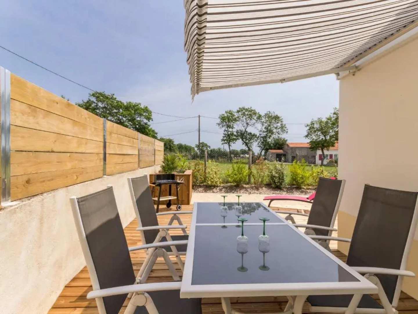 Gîte Saint-Viaud, 3 pièces, 4 personnes - FR-1-306-1190