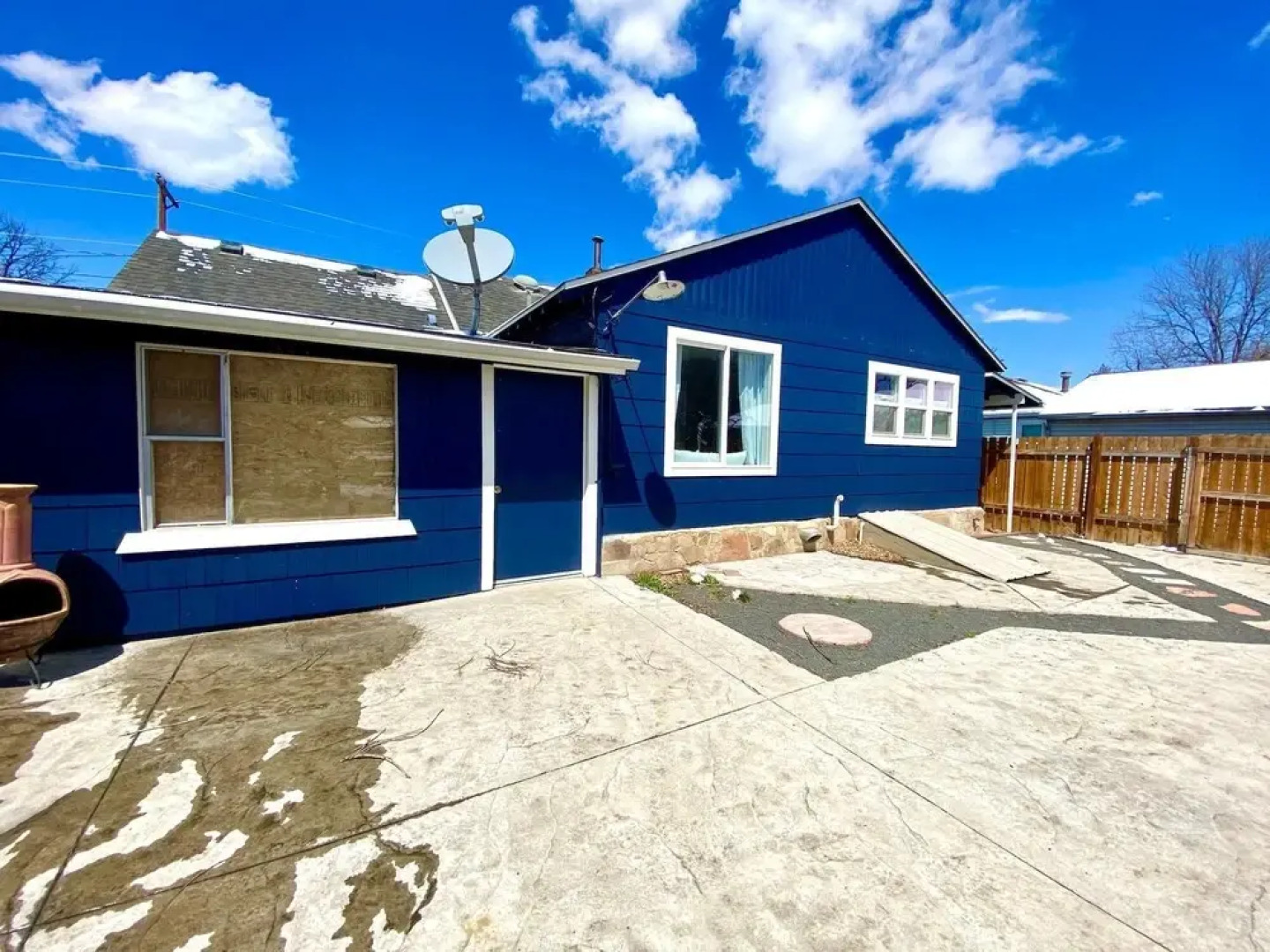 Adorable Bungalow Near Downtown Loveland!