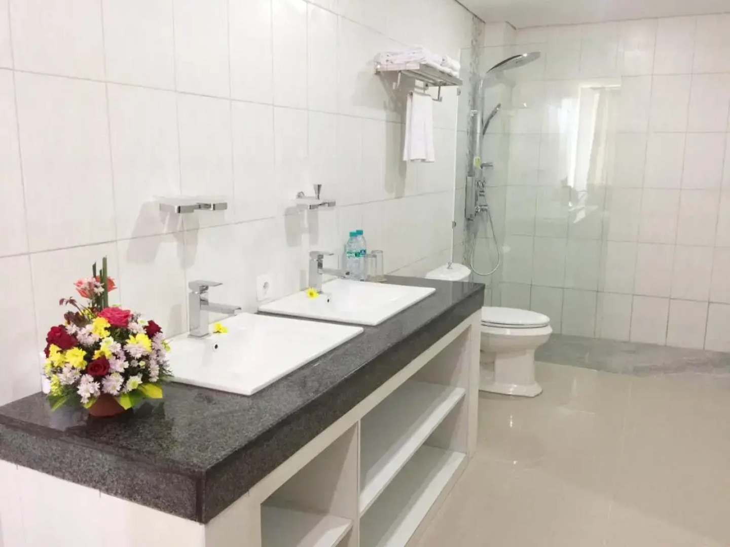 Puri Saron Baruna Beach Cottages