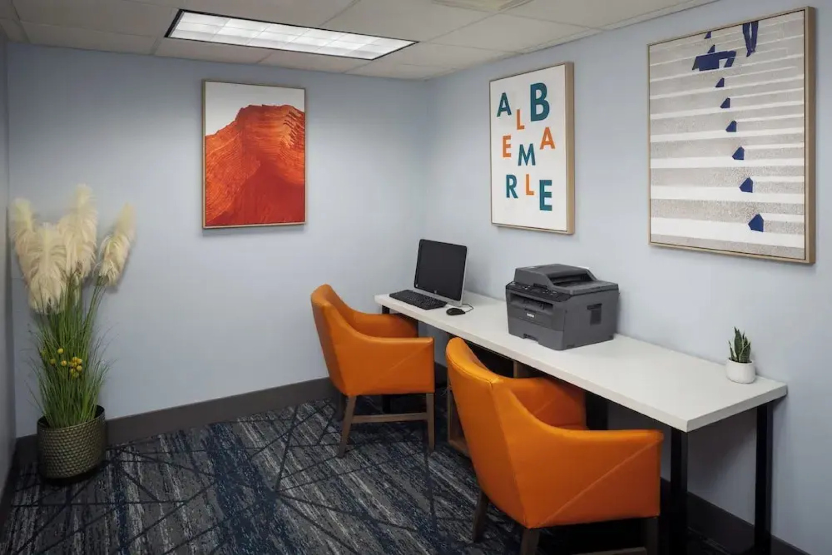 Holiday Inn Express & Suites Albemarle