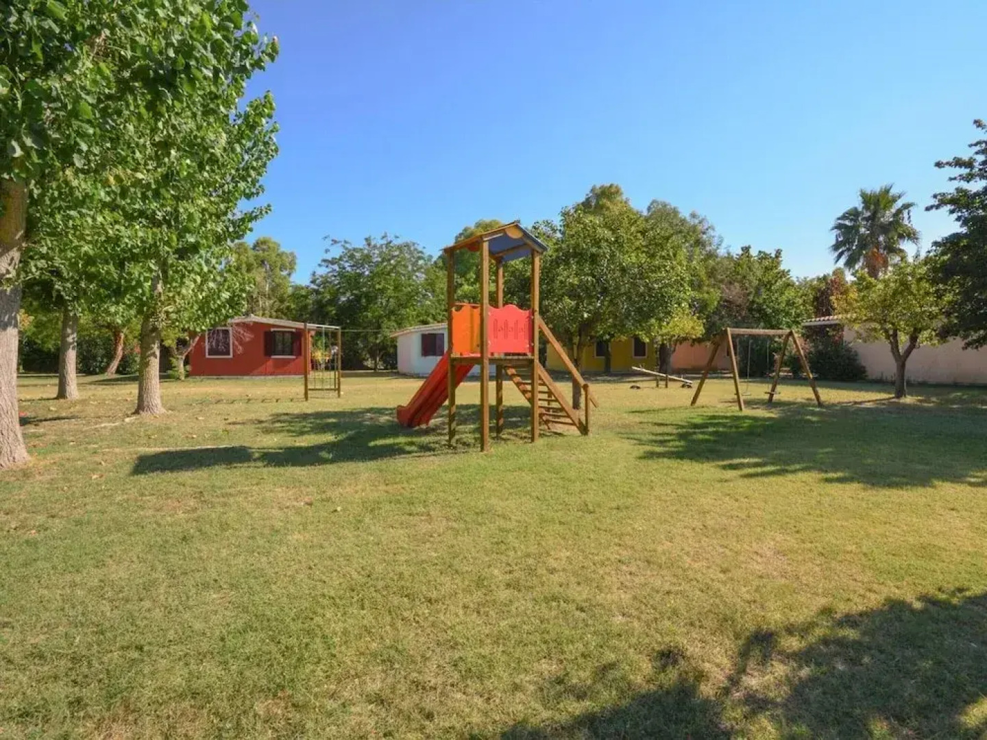 Welcoming Mobile Home in Marina di Altidona With Shared Pool