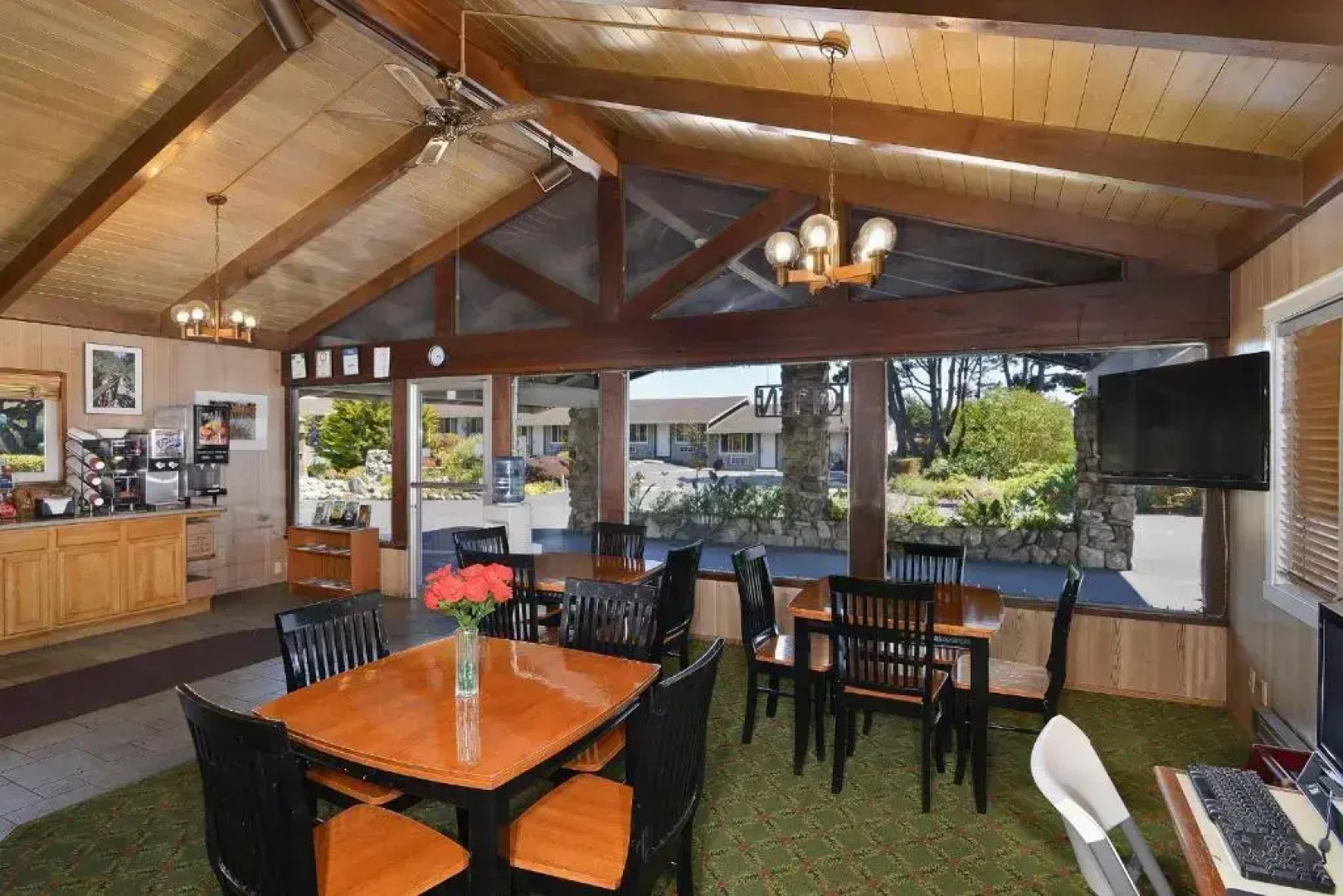 Surf Motel and Gardens