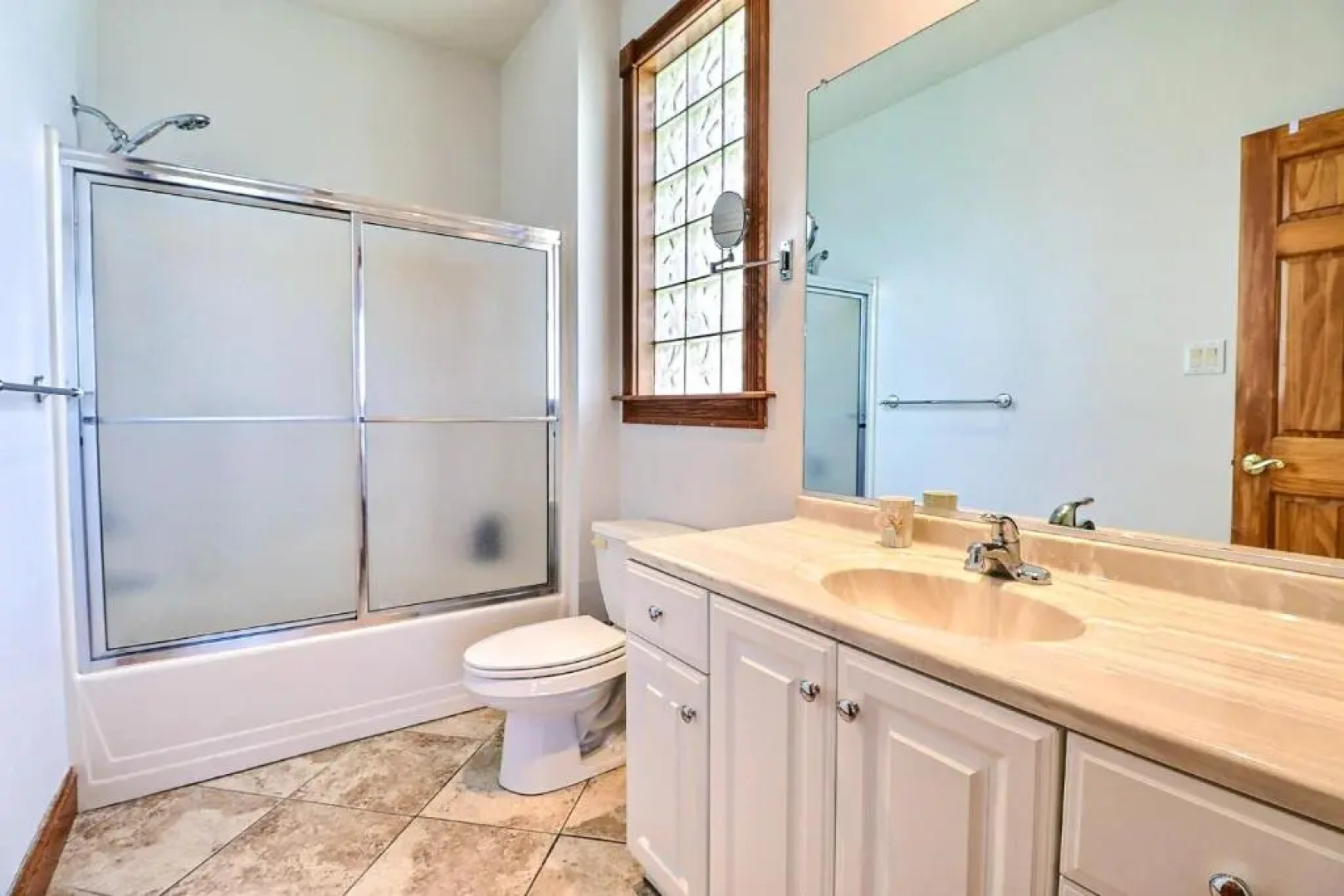 7500 Soundscape Canalfront