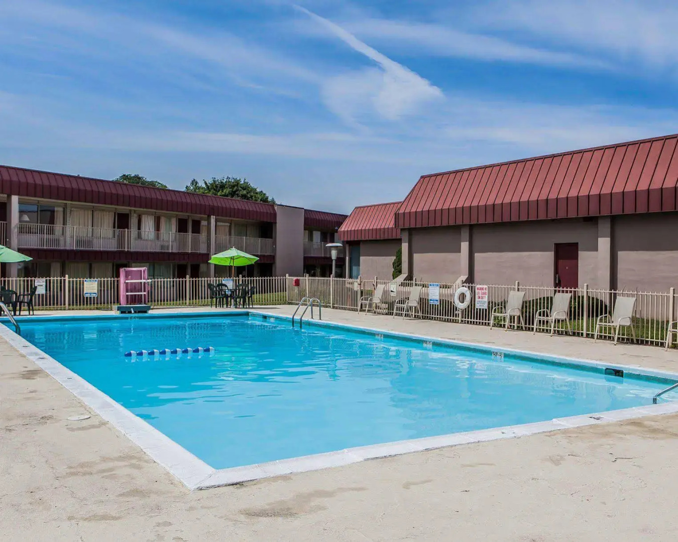 Red Roof Inn Reading