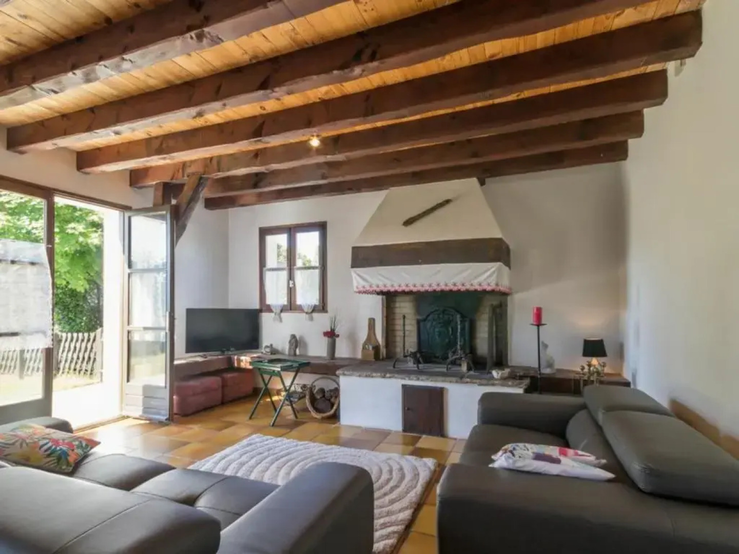 Gîte Saint-Joachim, 4 pièces, 6 personnes - FR-1-306-1131