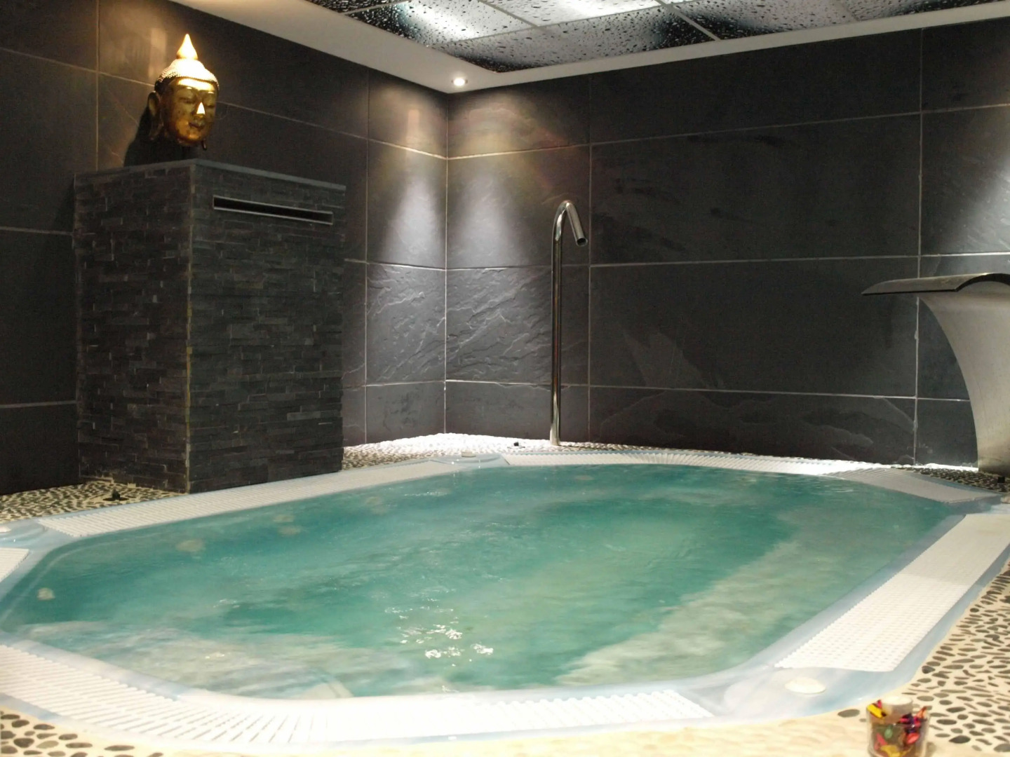 Hotel Los Almirantes