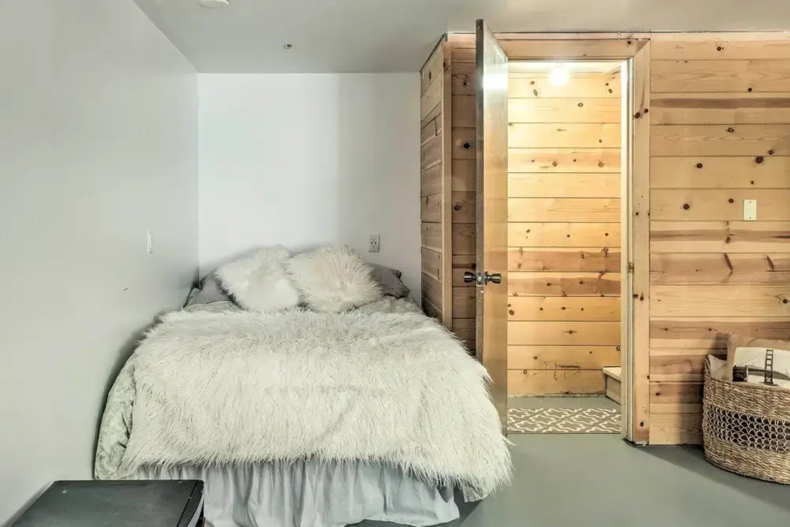 Strawberry Hill Cabin' 5 Mi to Skiing and Lake