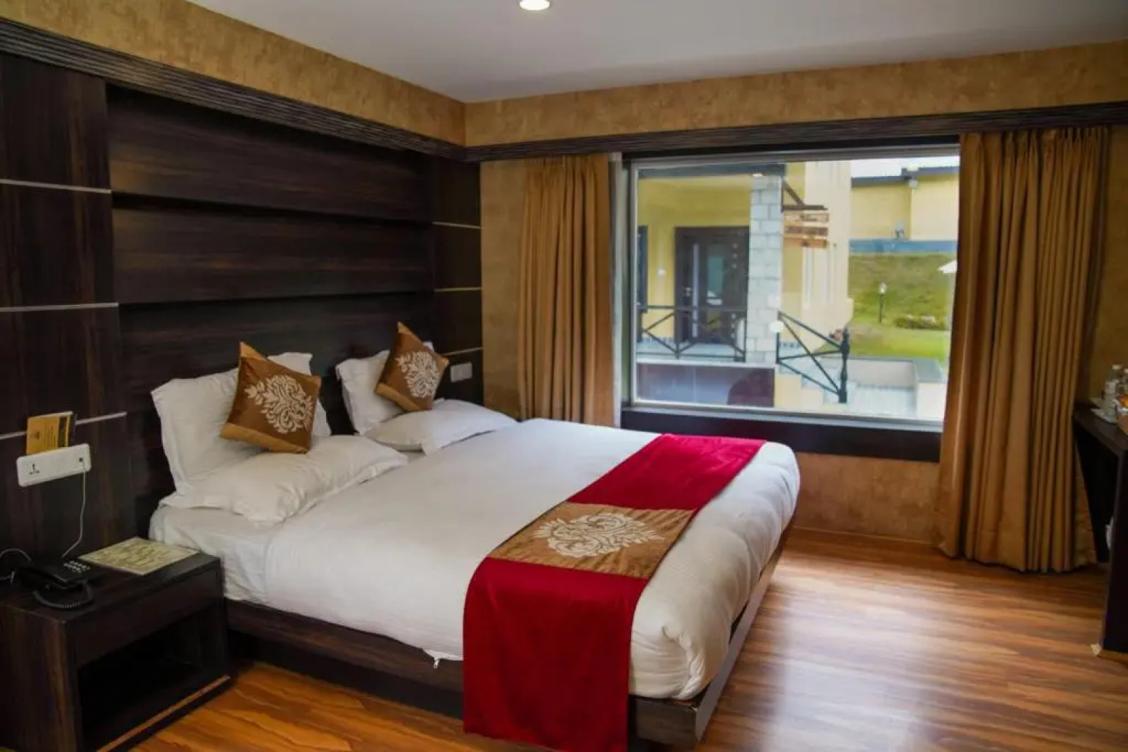 Pine Spring Resort Sonamarg