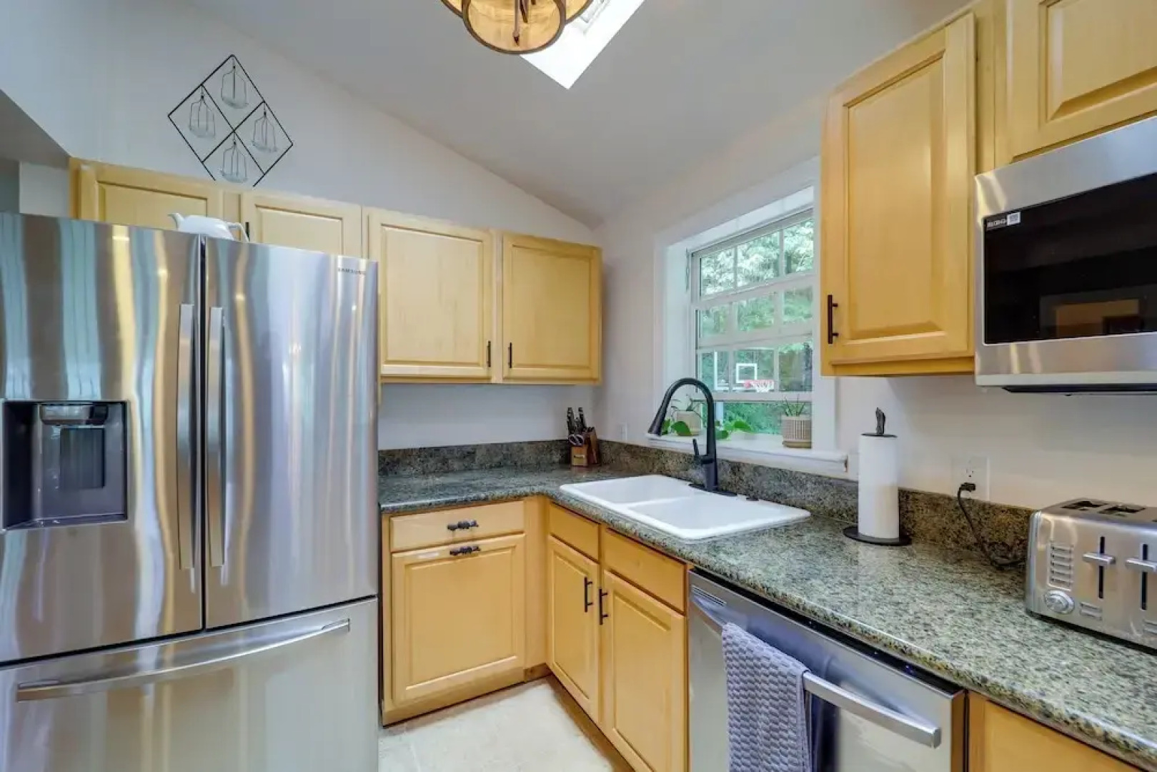 8 Mi to Sugar Mountain Resort: Seven Devils Home