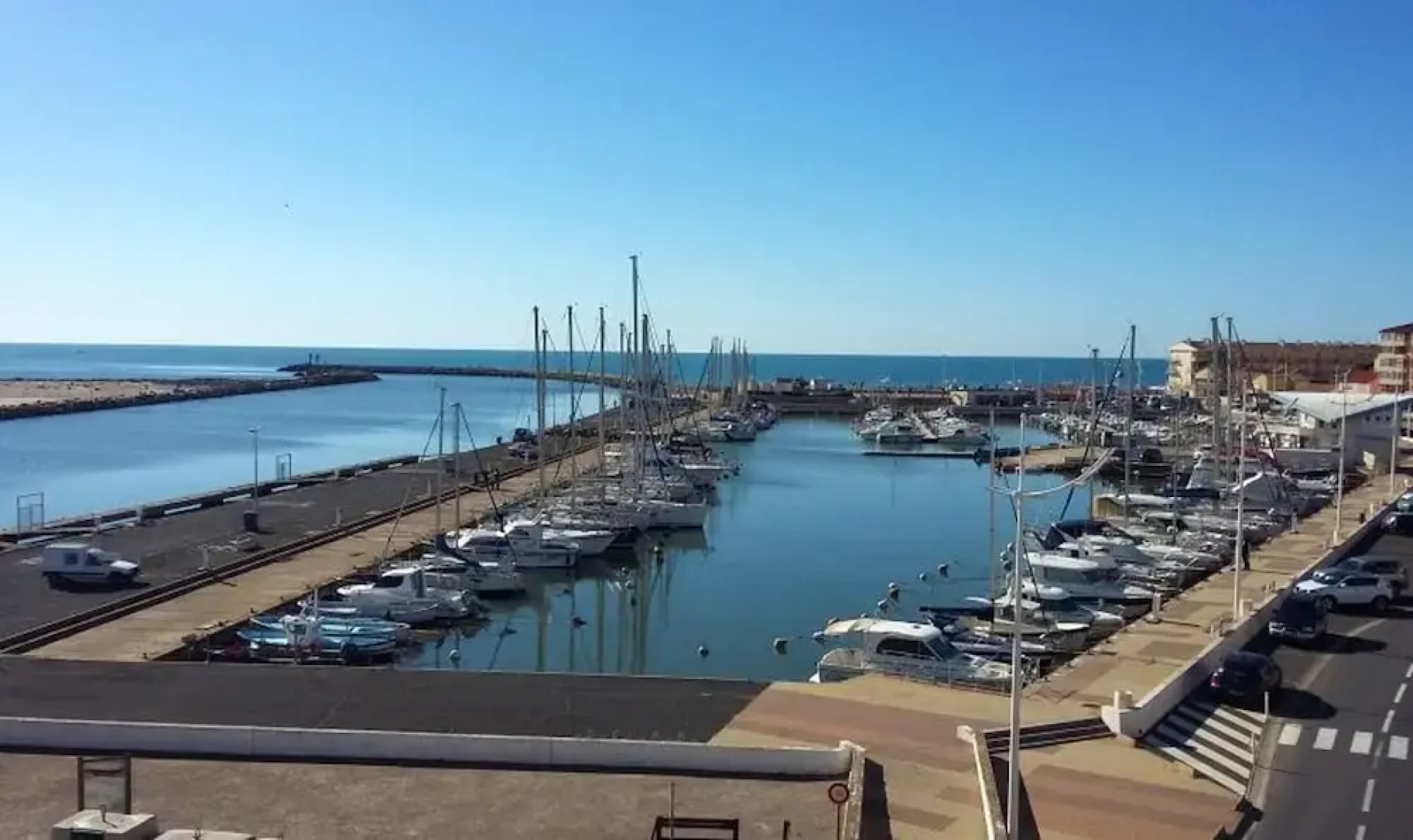 House With 2 Bedrooms In Vendres With Shared Pool Enclosed Garden And Wifi 800 M From The Beach