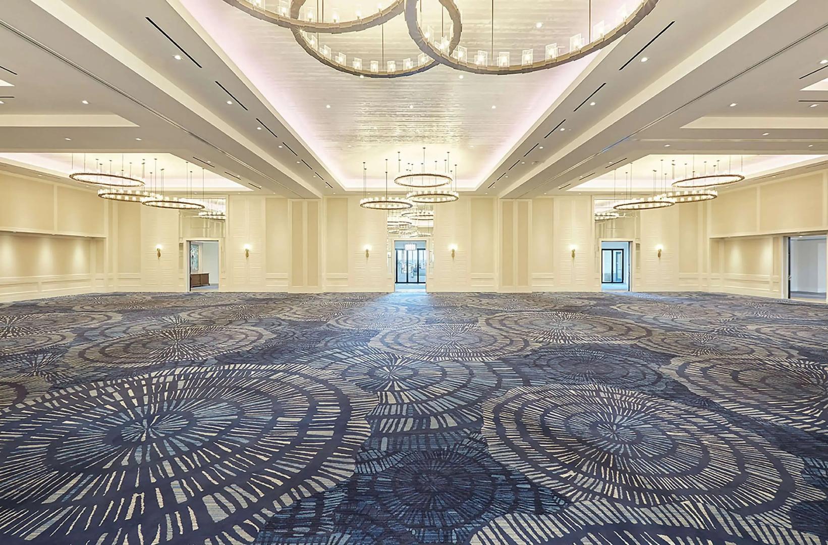 The Waterfront Beach Resort, A Hilton Hotel