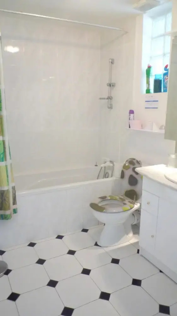 Villa With 4 Bedrooms in Meynes, With Private Pool, Enclosed Garden an