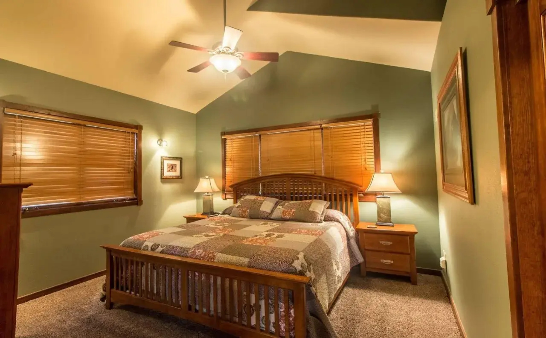 Marys Lake Lodge Mountain Resort and Condos