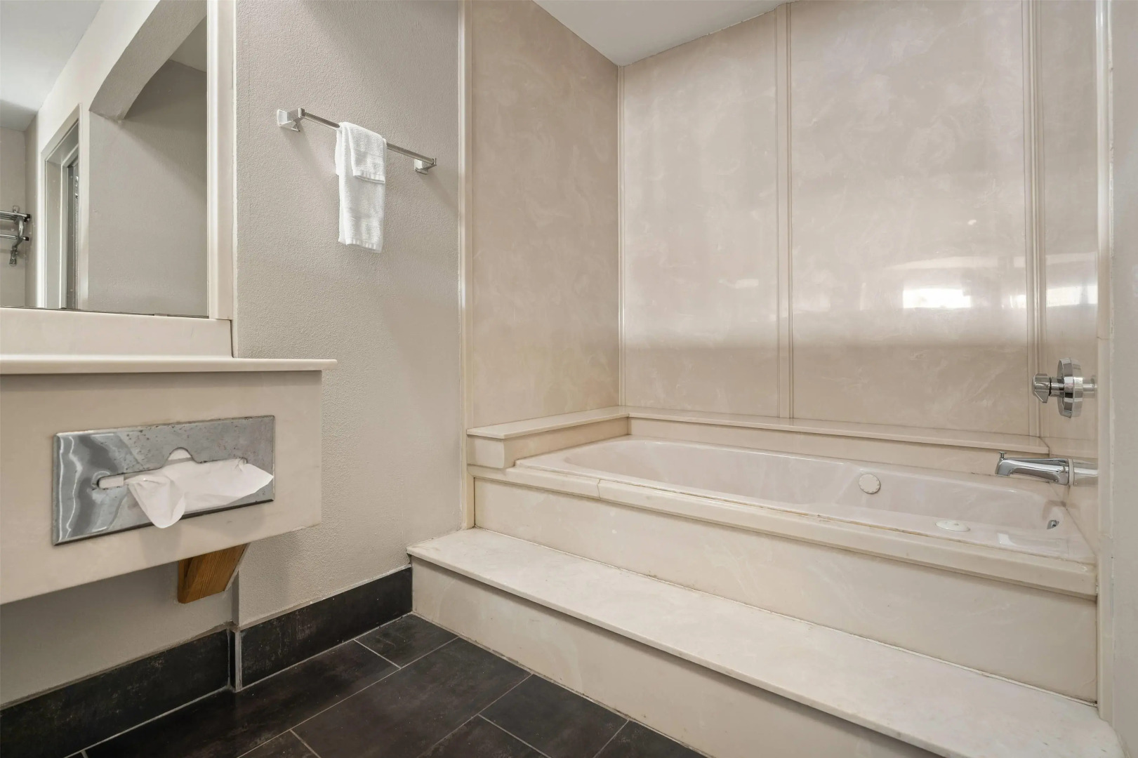 Days Inn by Wyndham Nacogdoches/SFA University/Downtown