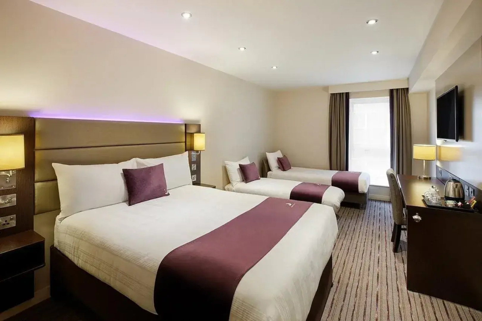 Premier Inn Bedford South - A421