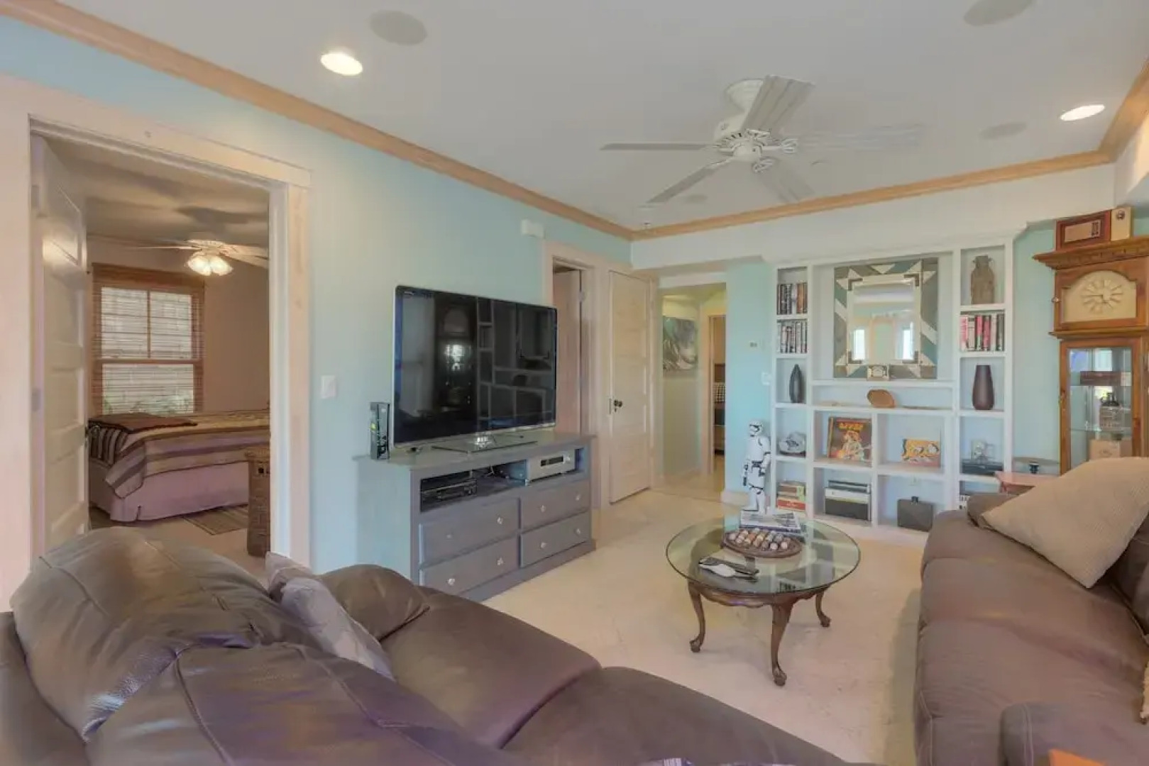 Ground Floor Near the Beach - Sleeps 6 - 2 Bedroom