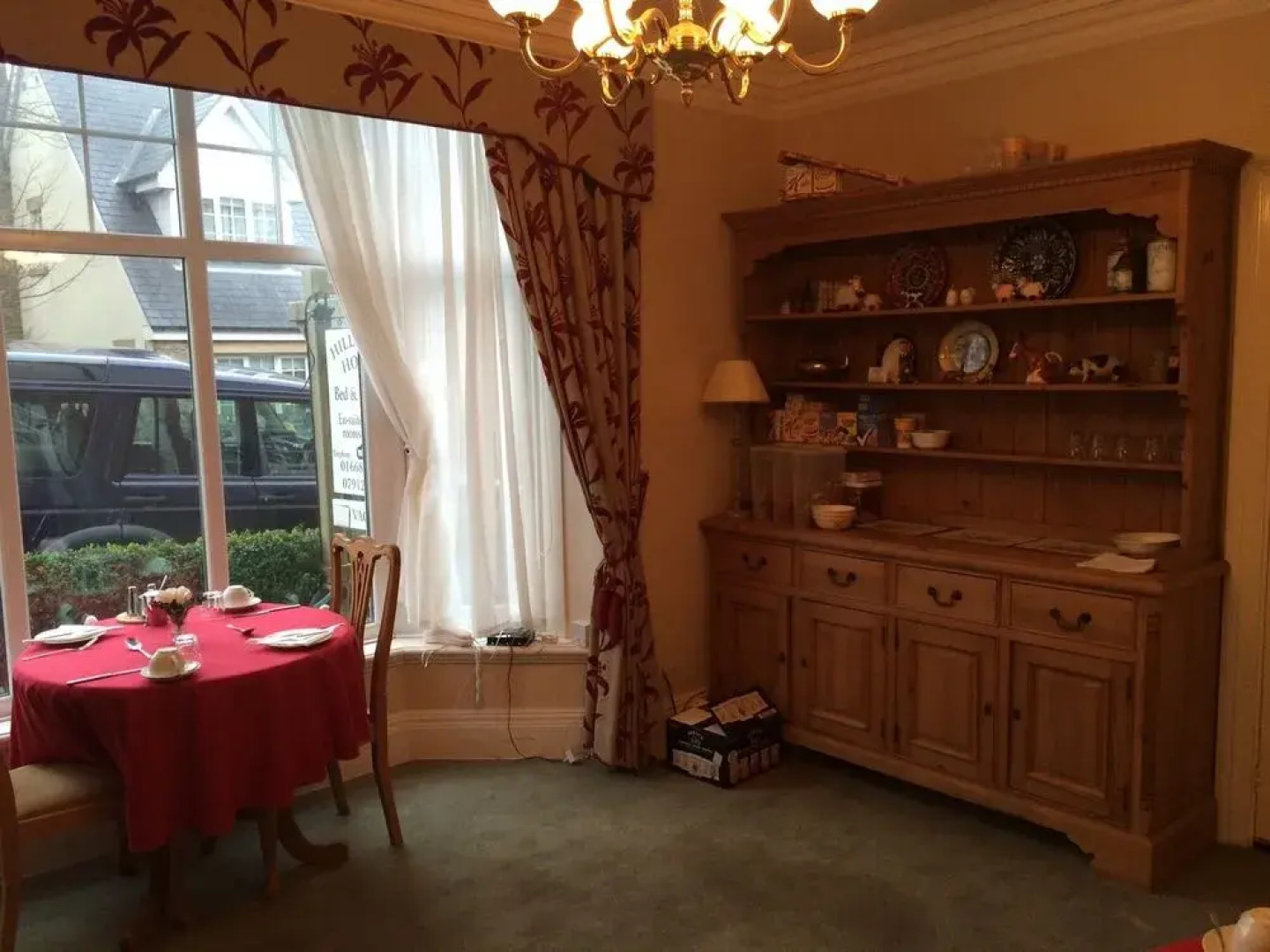 Hillcrest House Bed & Breakfast