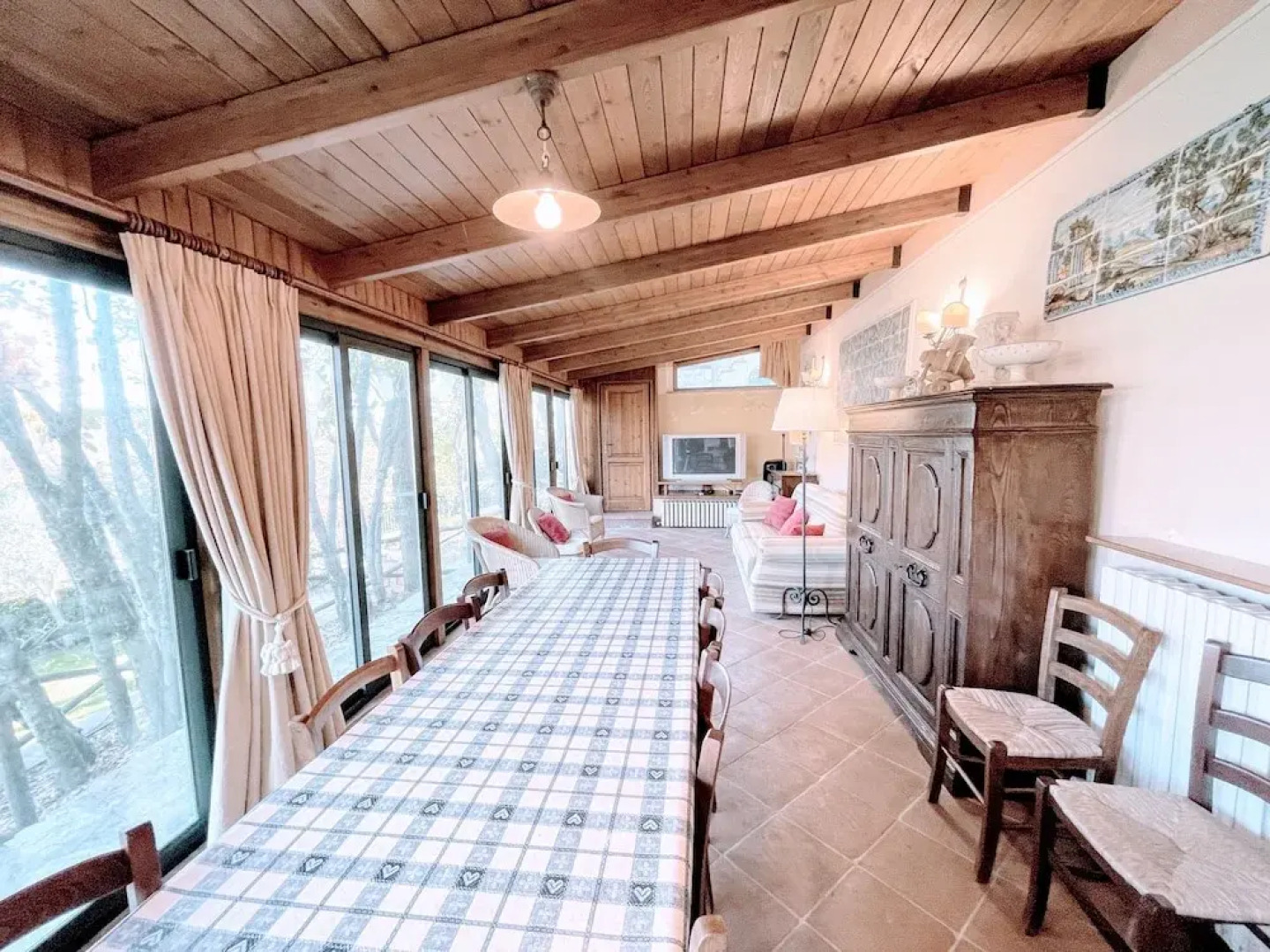 Serene Tuscan Retreat With Breathtaking Views