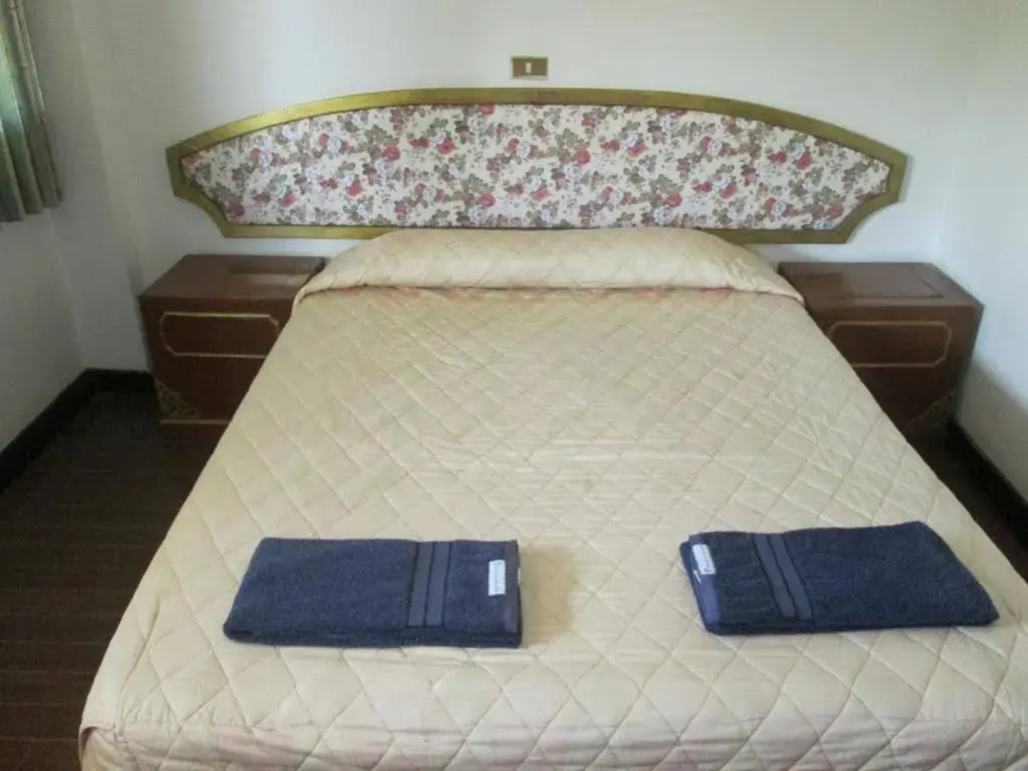 Royal Jommanee Hotel