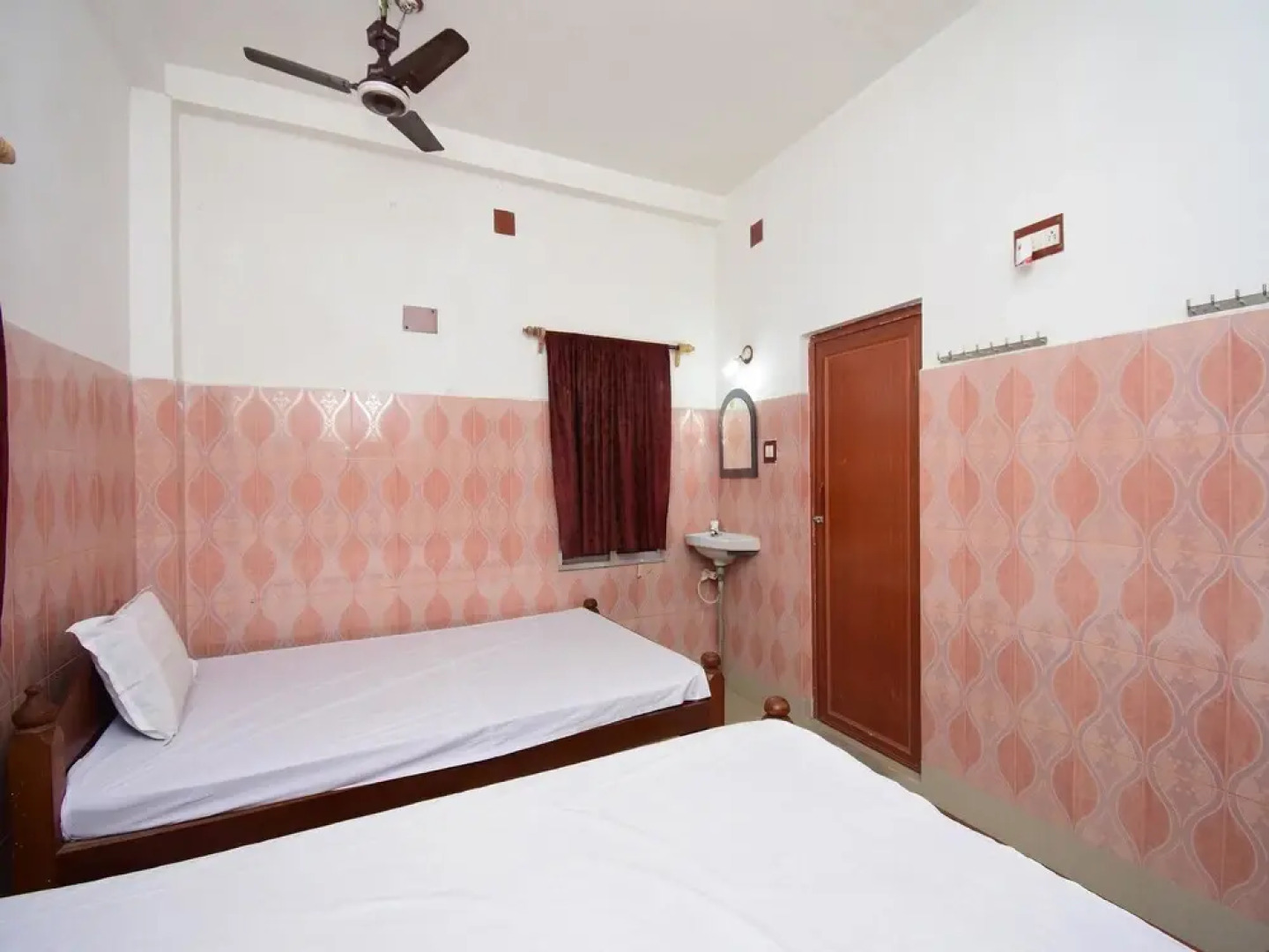 SPOT ON 43675 Apanjan Resort