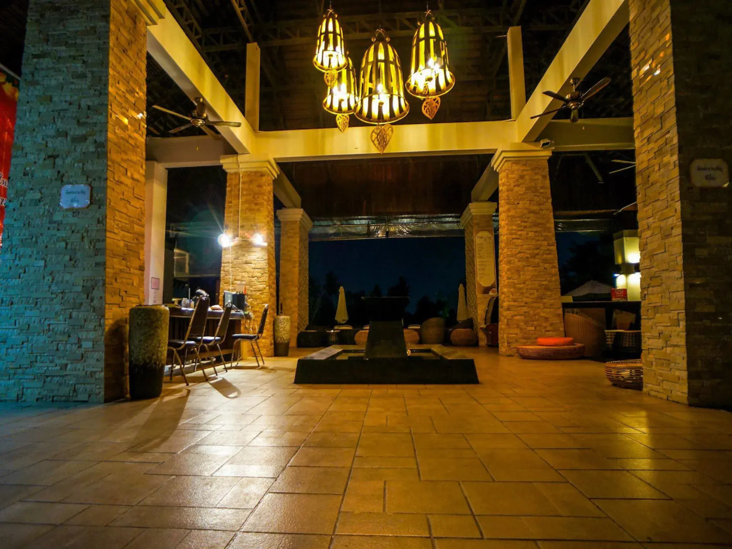 Naraya Riverside Resort