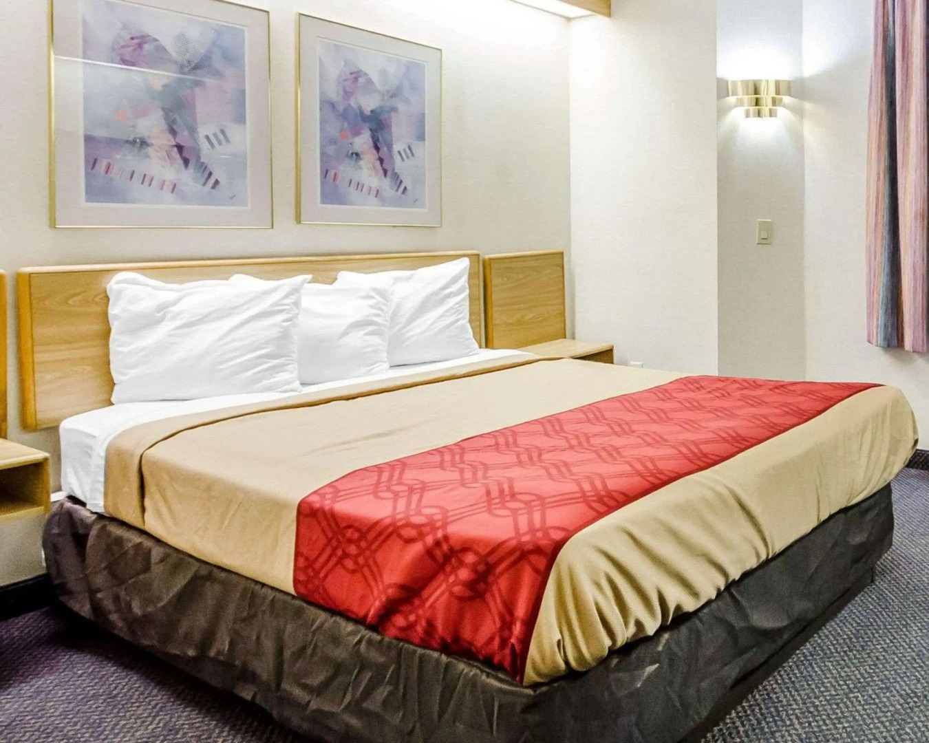 Econo Lodge London North