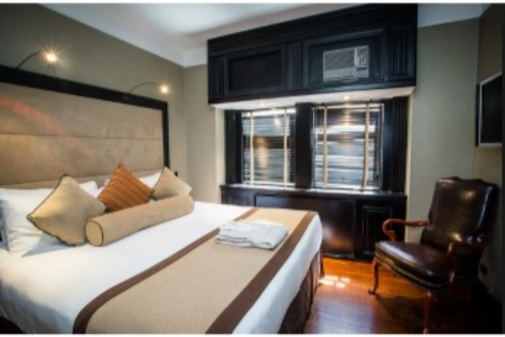 The Mansfield ( Closed)