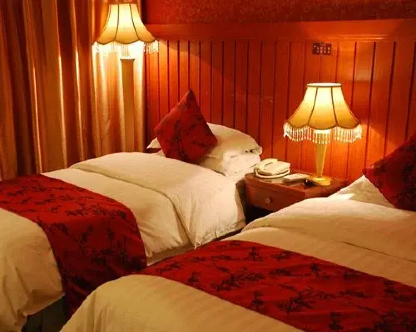 Xiqiang Homeland Hotel - 4 Nights, Mao Xian, China