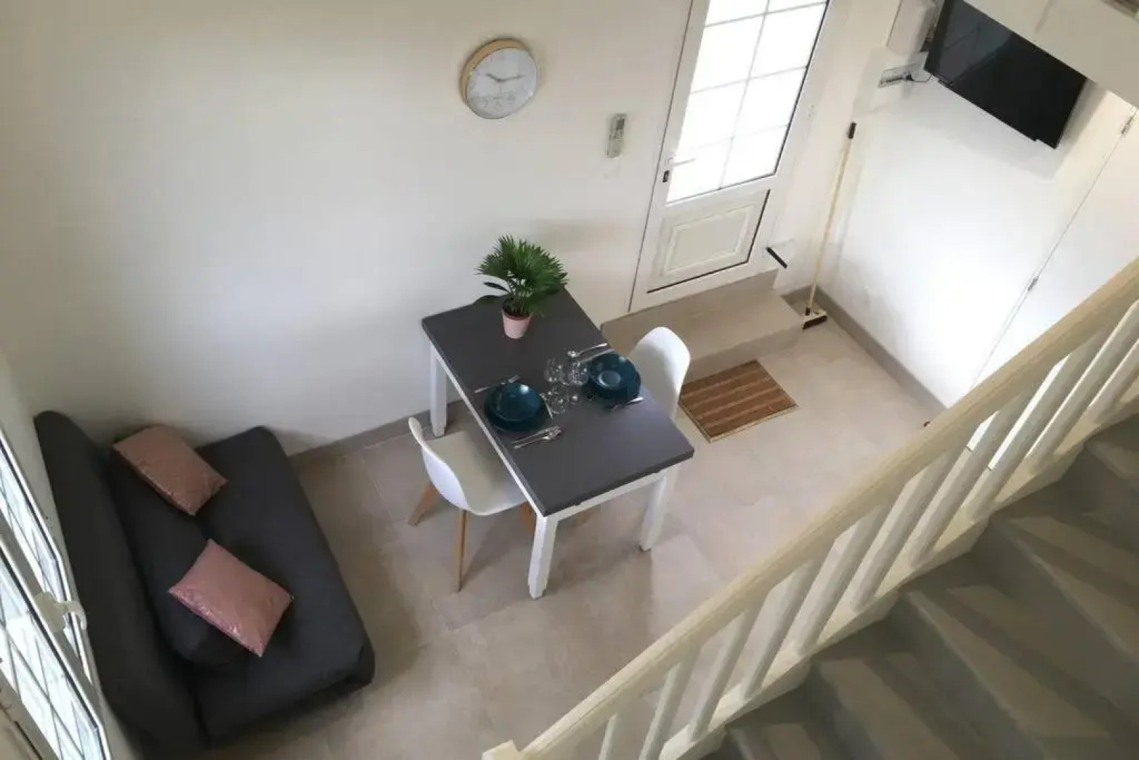 Appartement neuf entre mer et montagne.