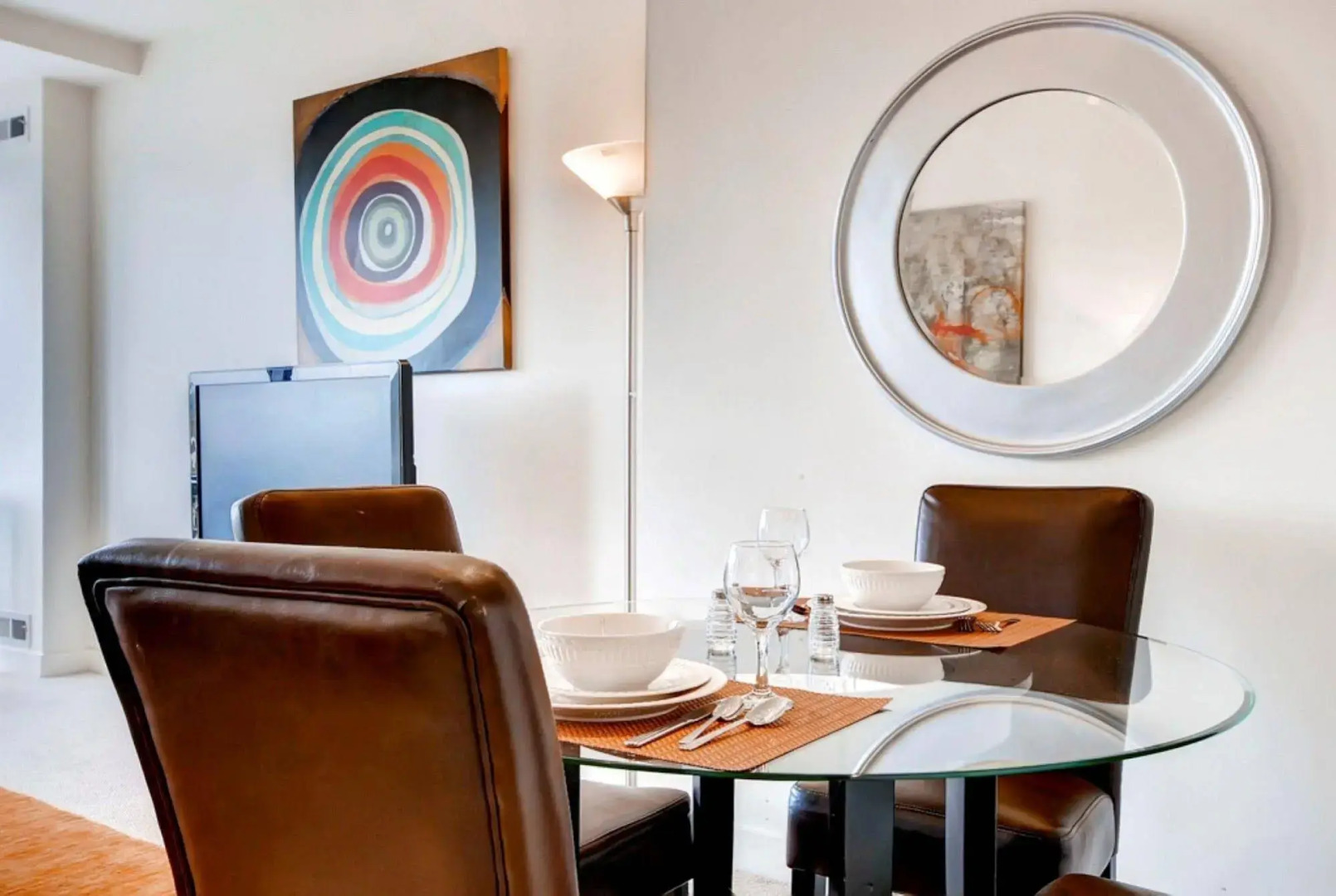 Global Luxury Suites at Crystal City