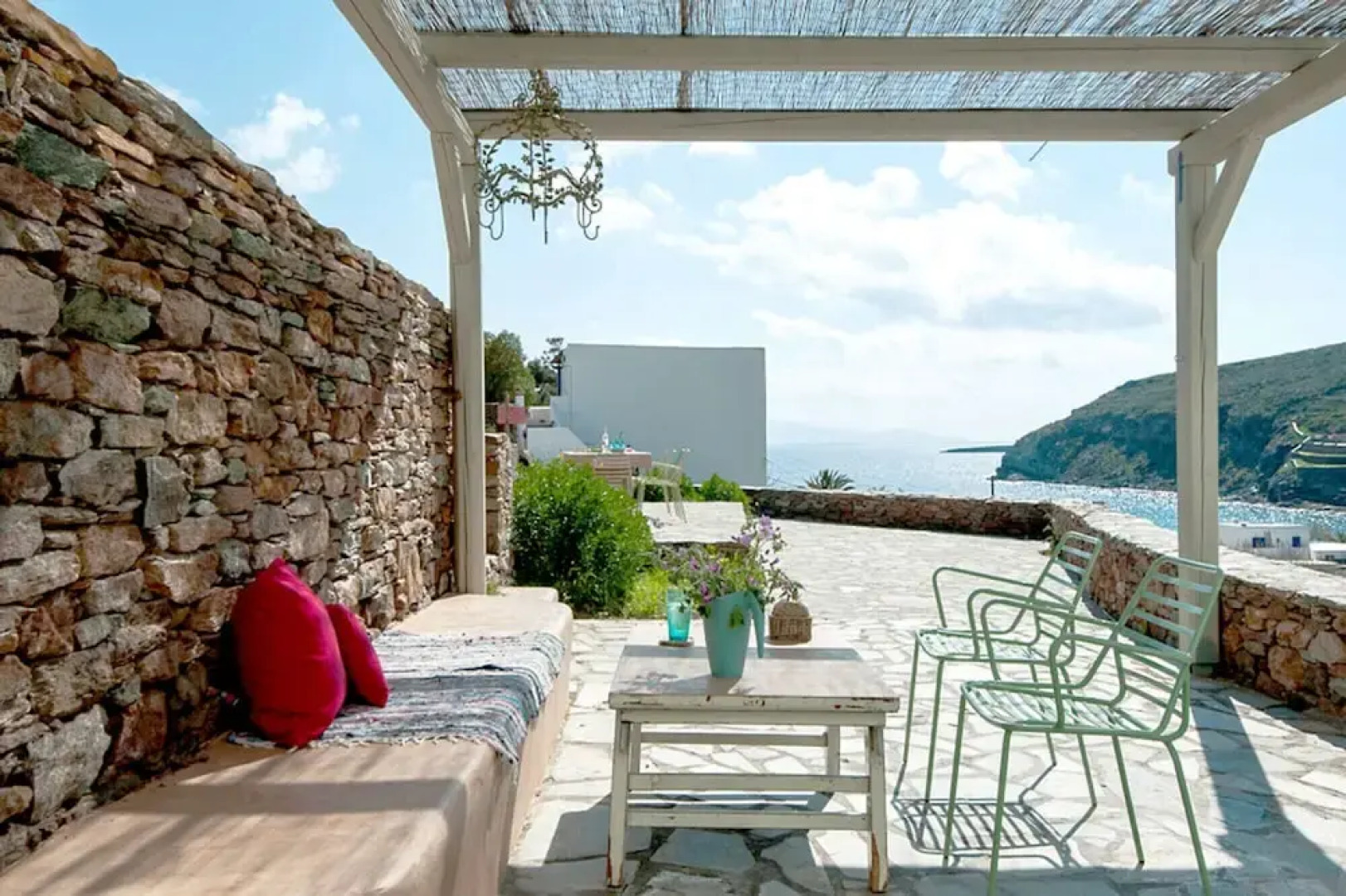 Stunning Villa for 7 in Kythnos