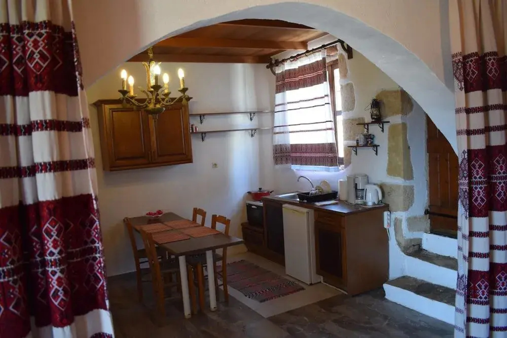 Eirini's Stone House