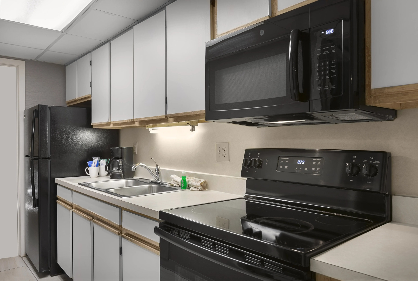 Captain's Quarters Resort