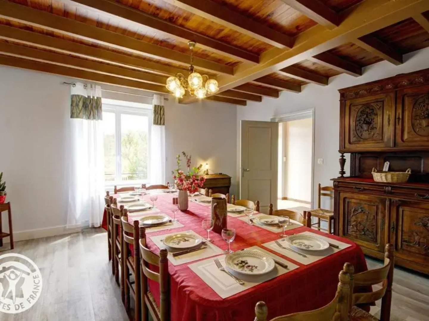 Gîte Saint-Didier-sur-Rochefort, 7 pièces, 12 personnes - FR-1-496-18