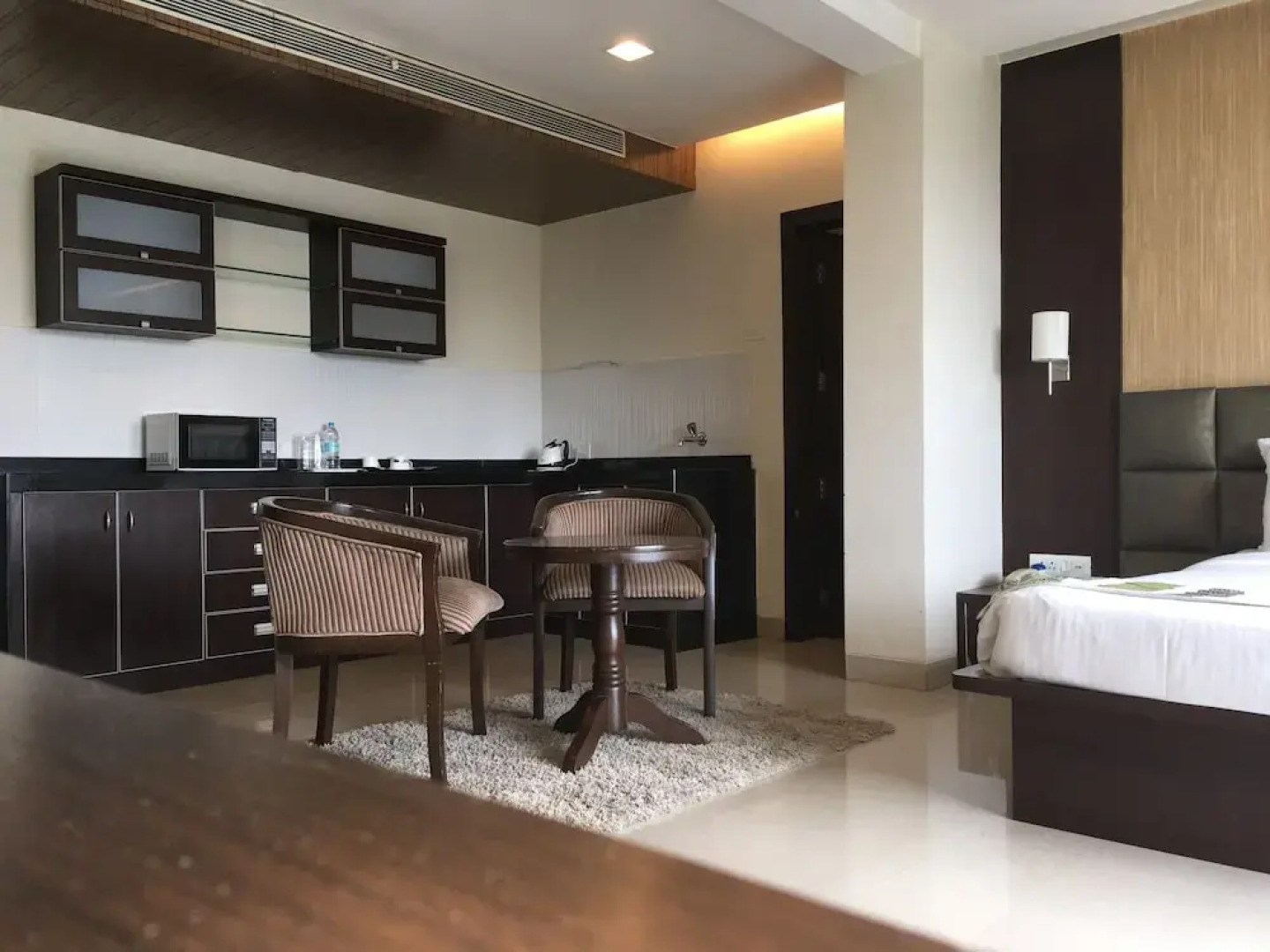 Dortn Service Apartments