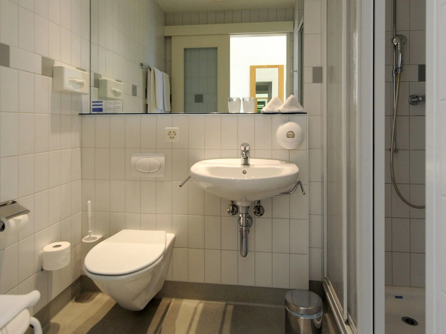 Hotel Odelya Basel (Ex.Bildungszentrum 21)