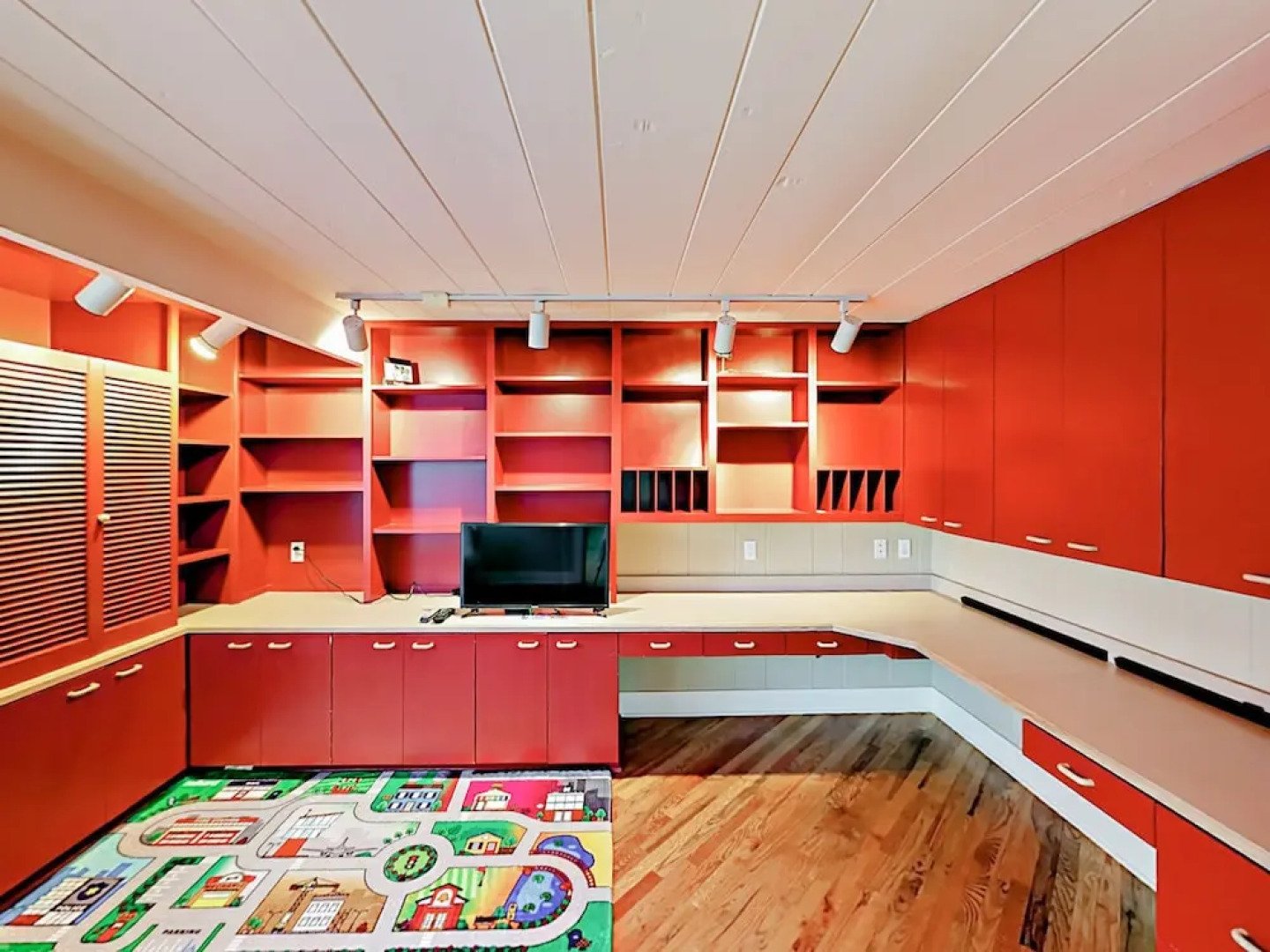 14521 40th Ave NE Home 3 Bedrooms 3 Bathrooms Home