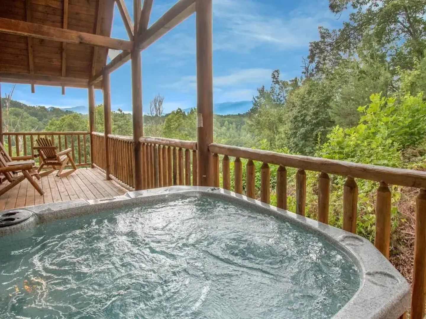 Close to Heaven - Two Bedroom Cabin