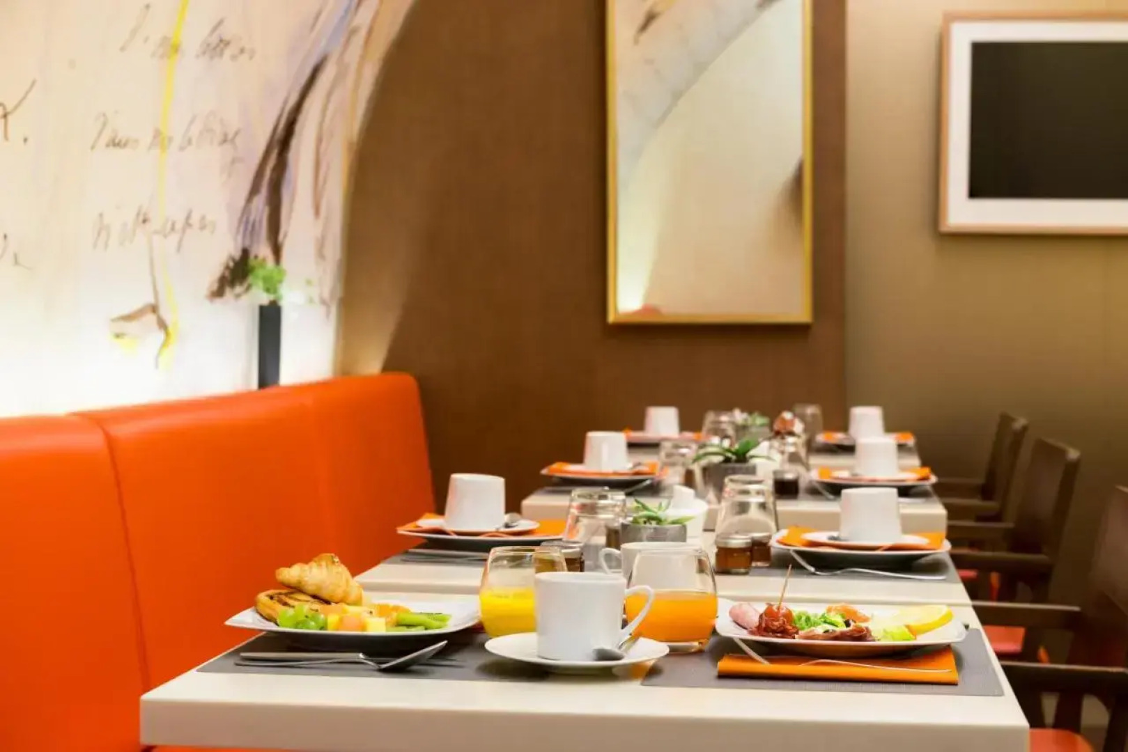 Hôtel Le Tourville by Inwood Hotels