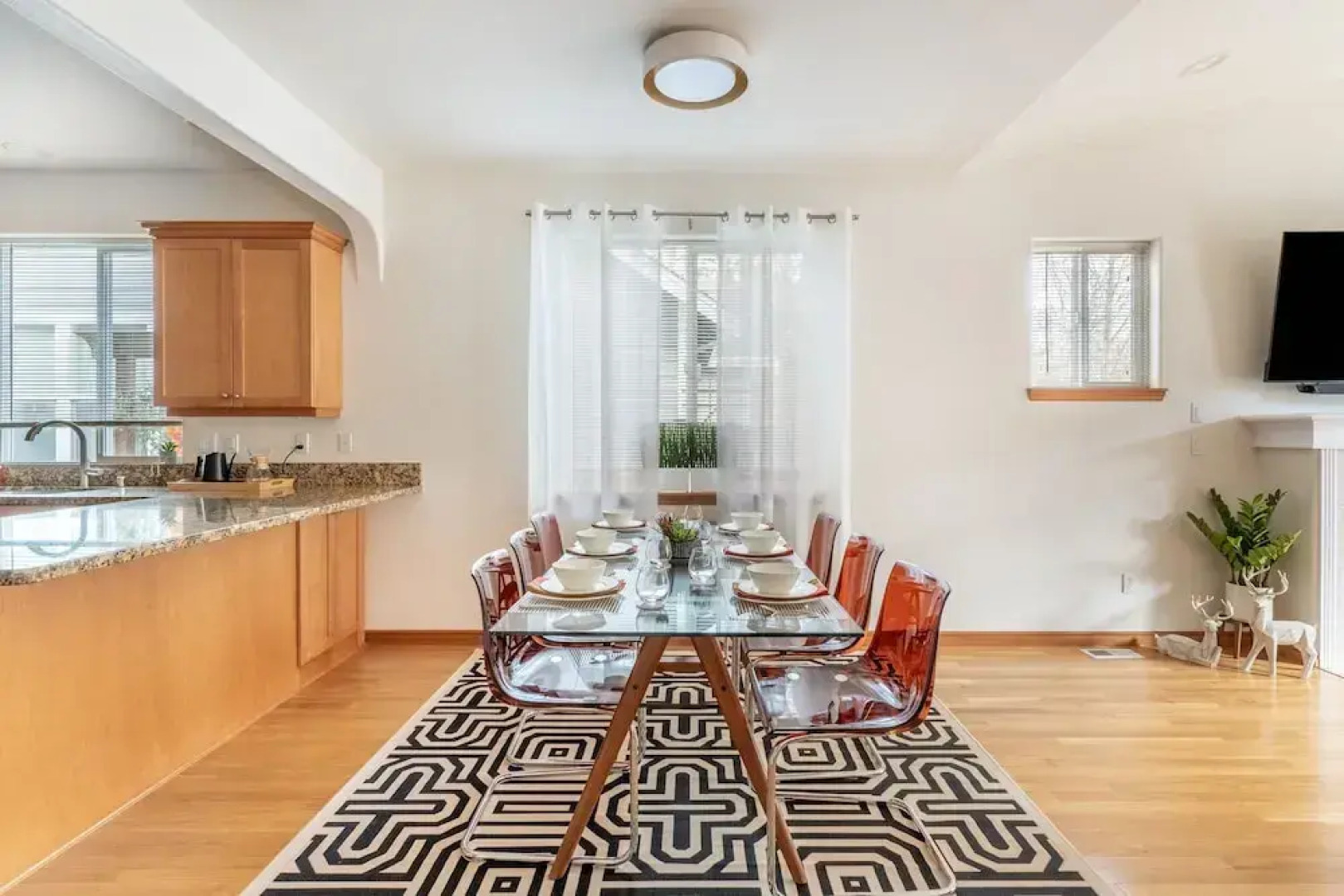 Luxury Home Reading & Game Room Outdoor Dining 3 Bedroom Home by RedAwning