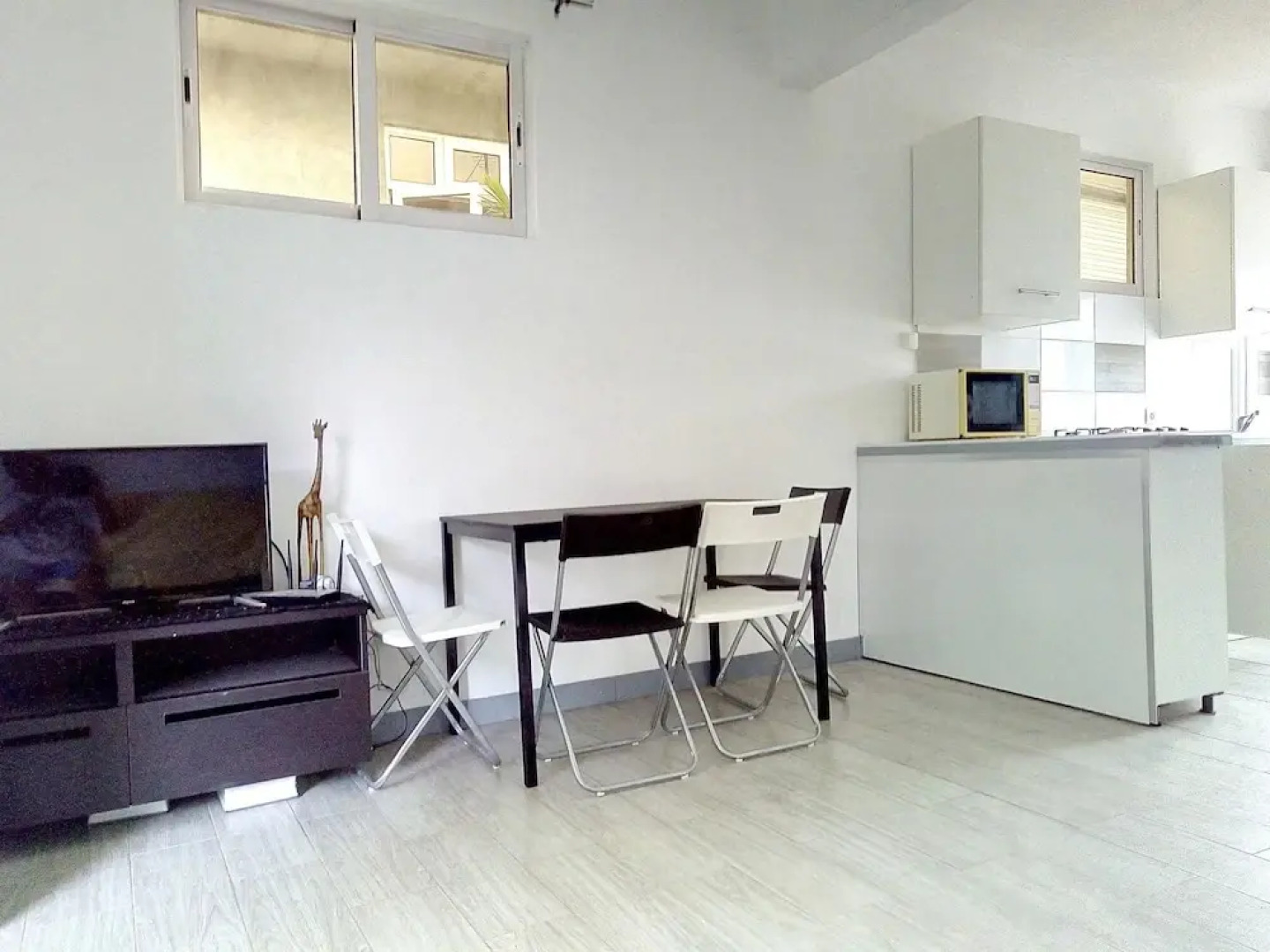 House With 2 Bedrooms in Chemin Grenier, With Terrace