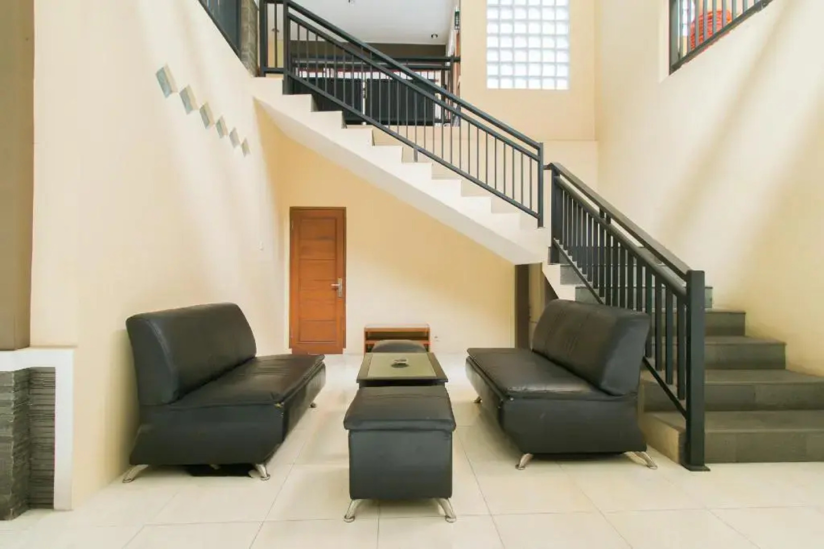 OYO 1982 Golf Papa Costel