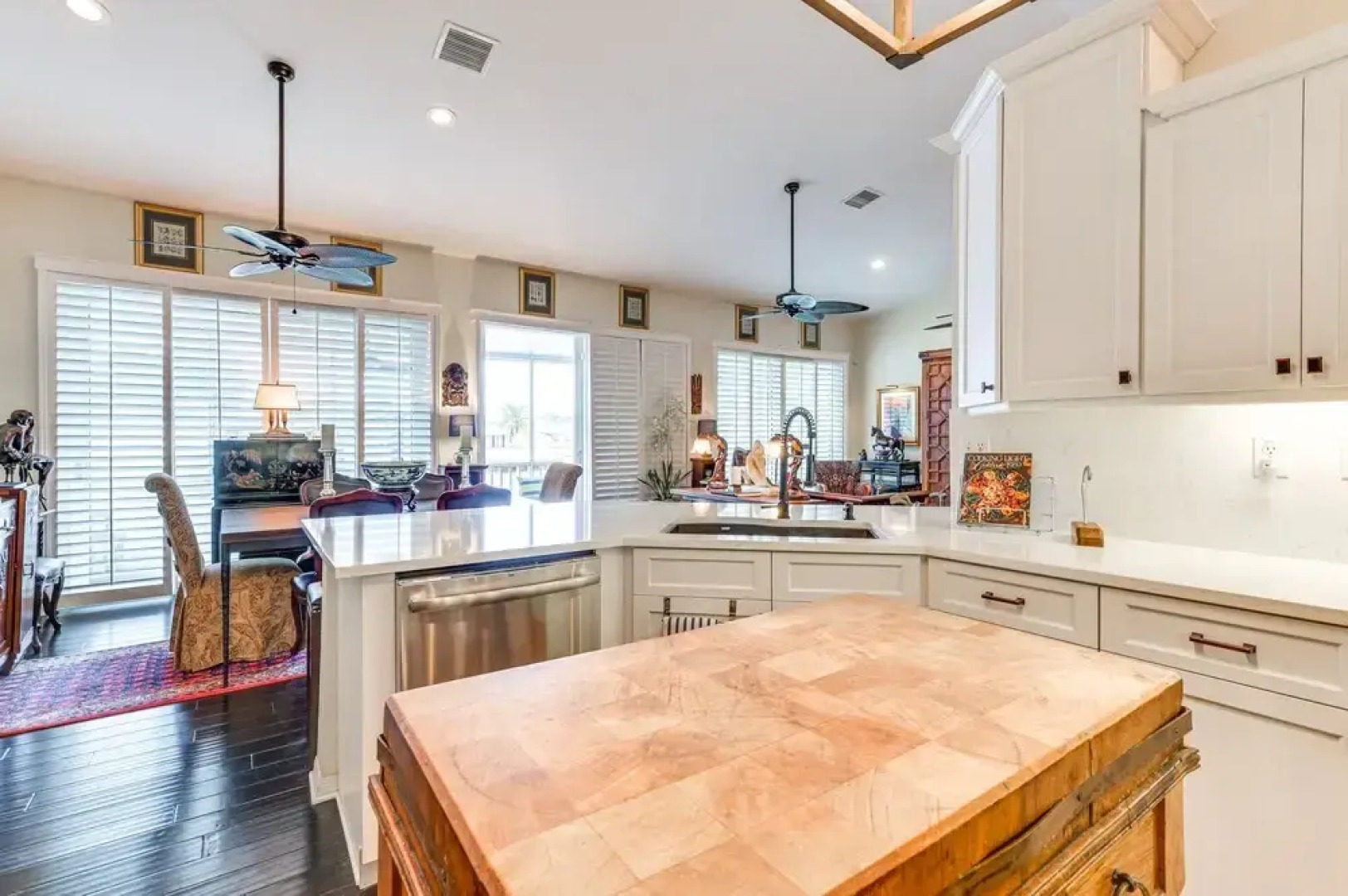 Family-friendly Holiday Townhome With Boat Dock!