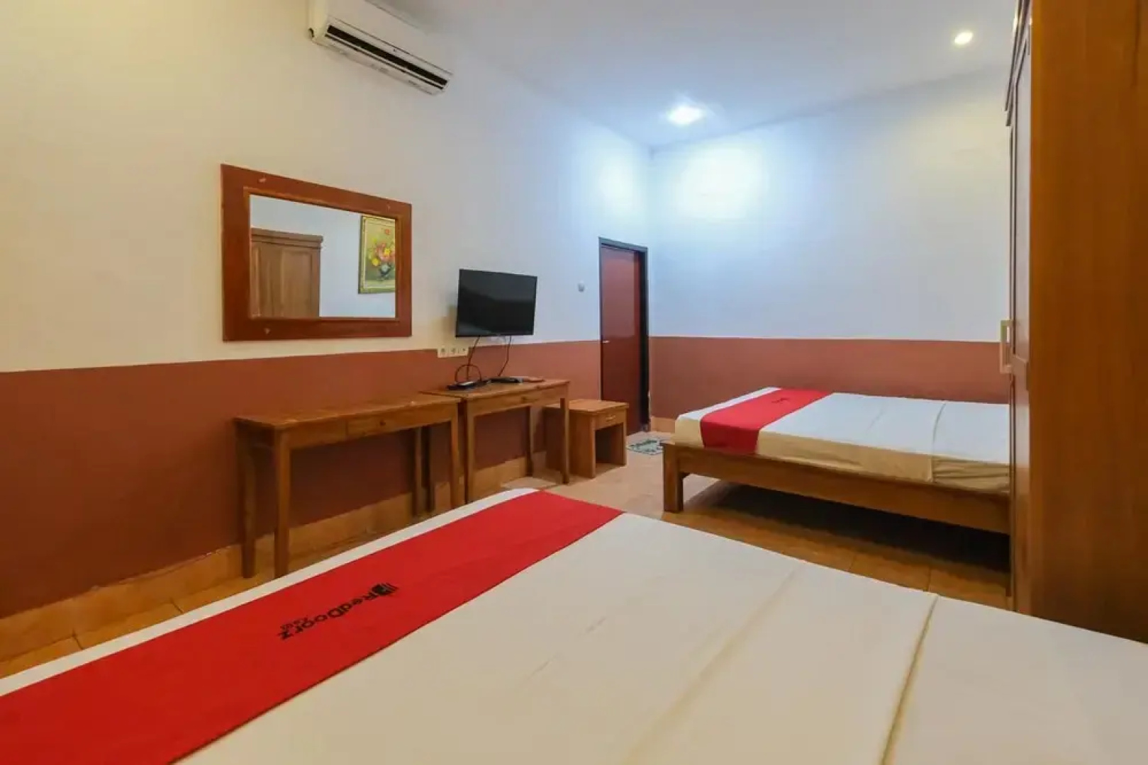 RedDoorz @ Ocean 2 Gili Trawangan