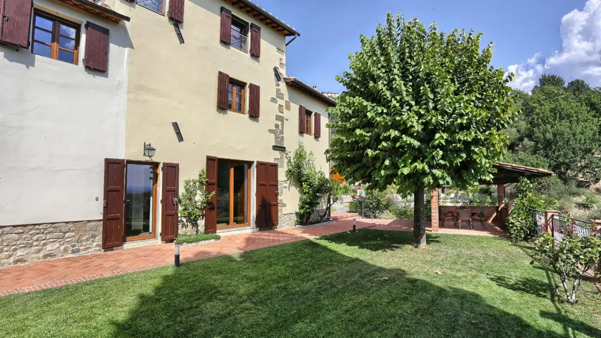 Casanivi 14 2 in Uzzano