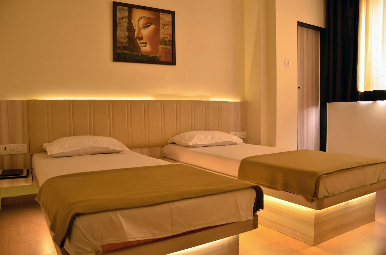 Hotel Alka Residency