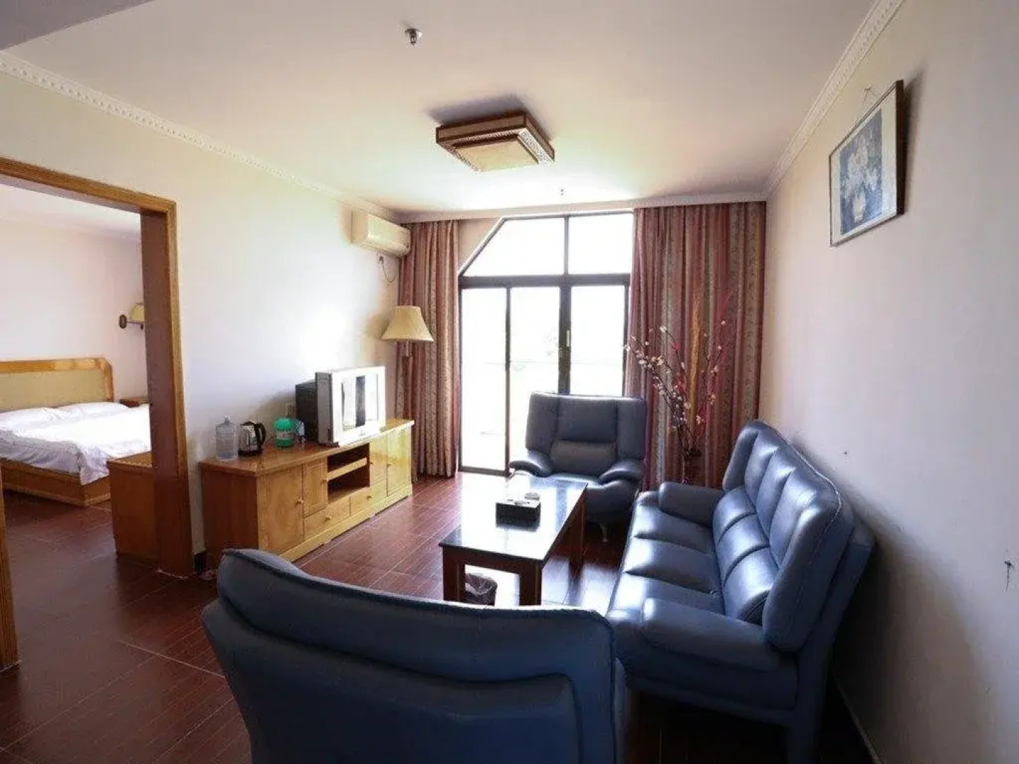 Zhuhai Yujingwan Holiday Hotel