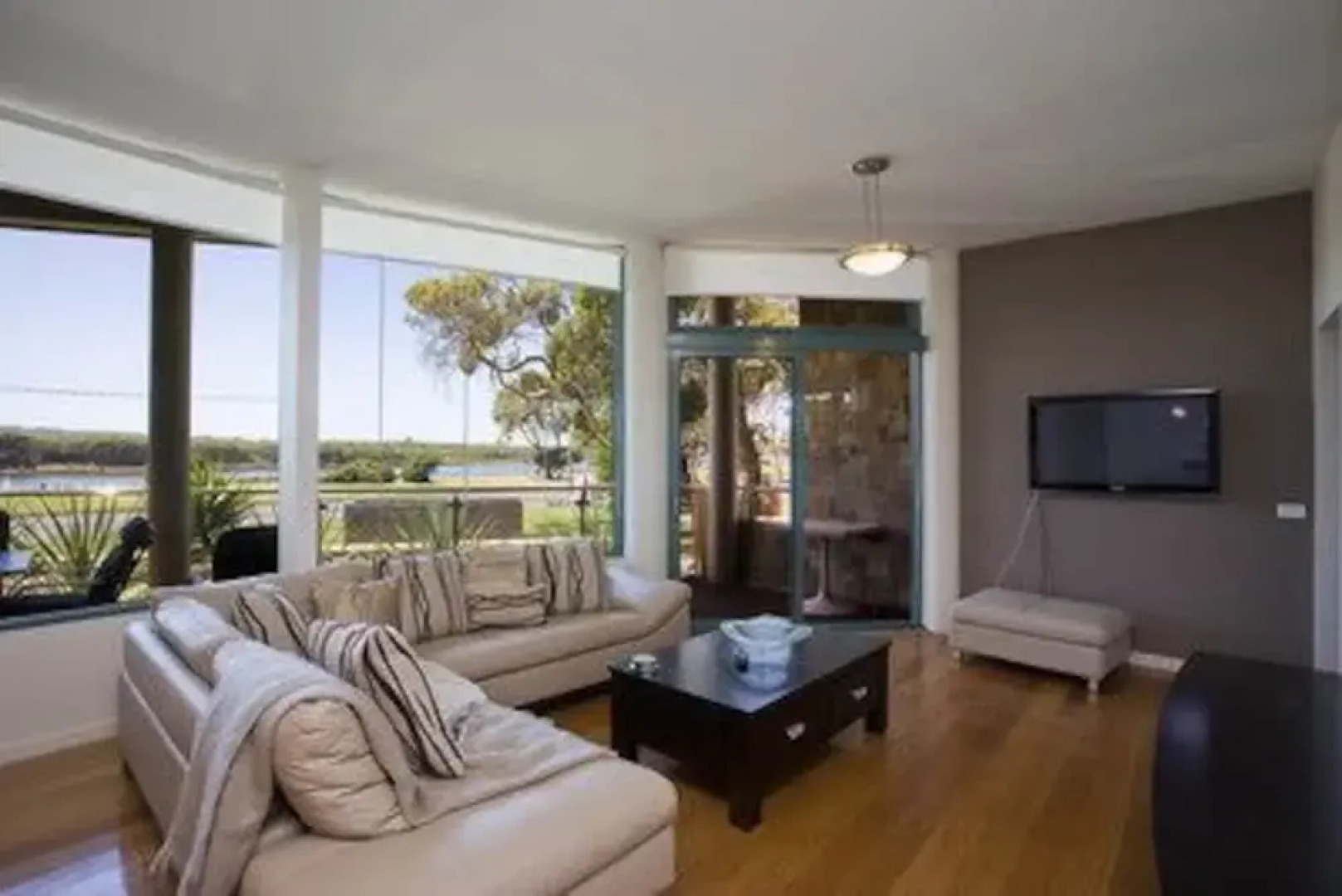 Anglesea River Apartments