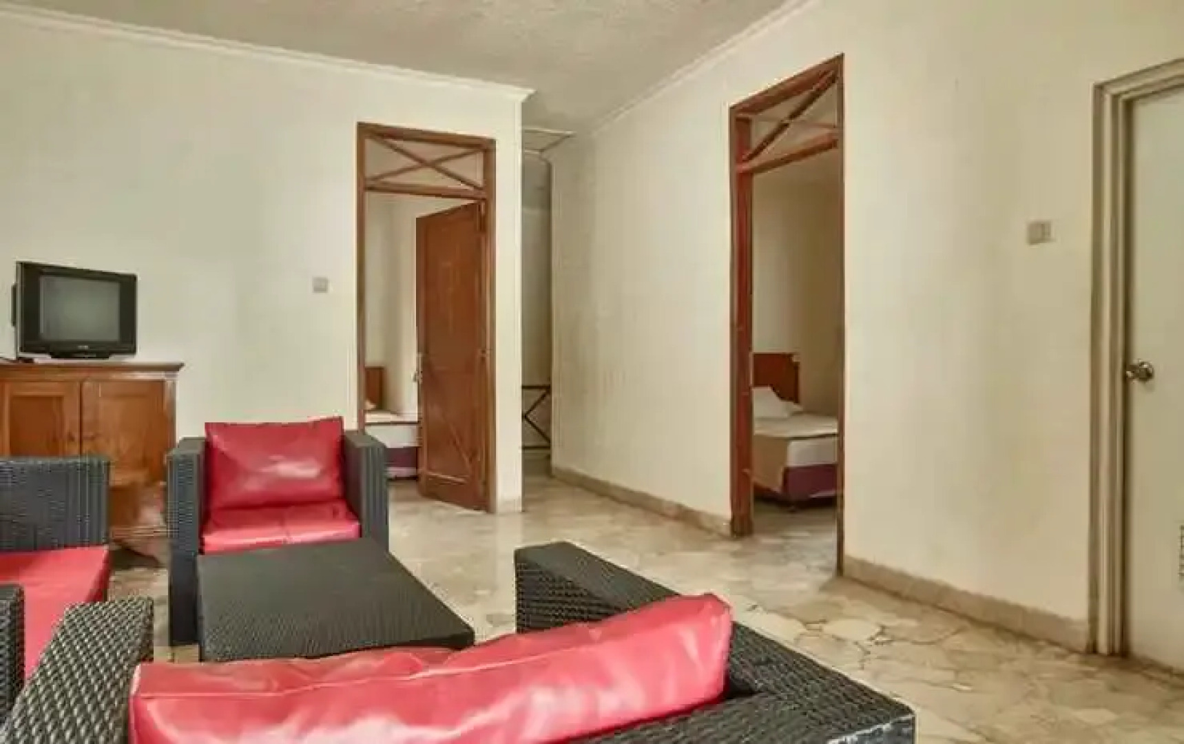 Anyer Cottage Beach Resort