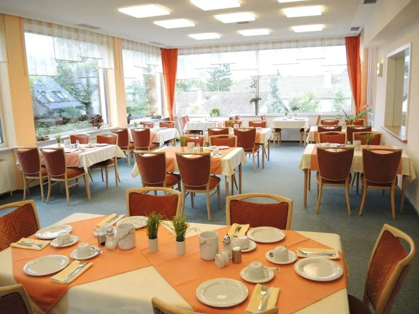 Hotel Malchen garni GmbH